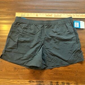 Women’s Columbia shorts